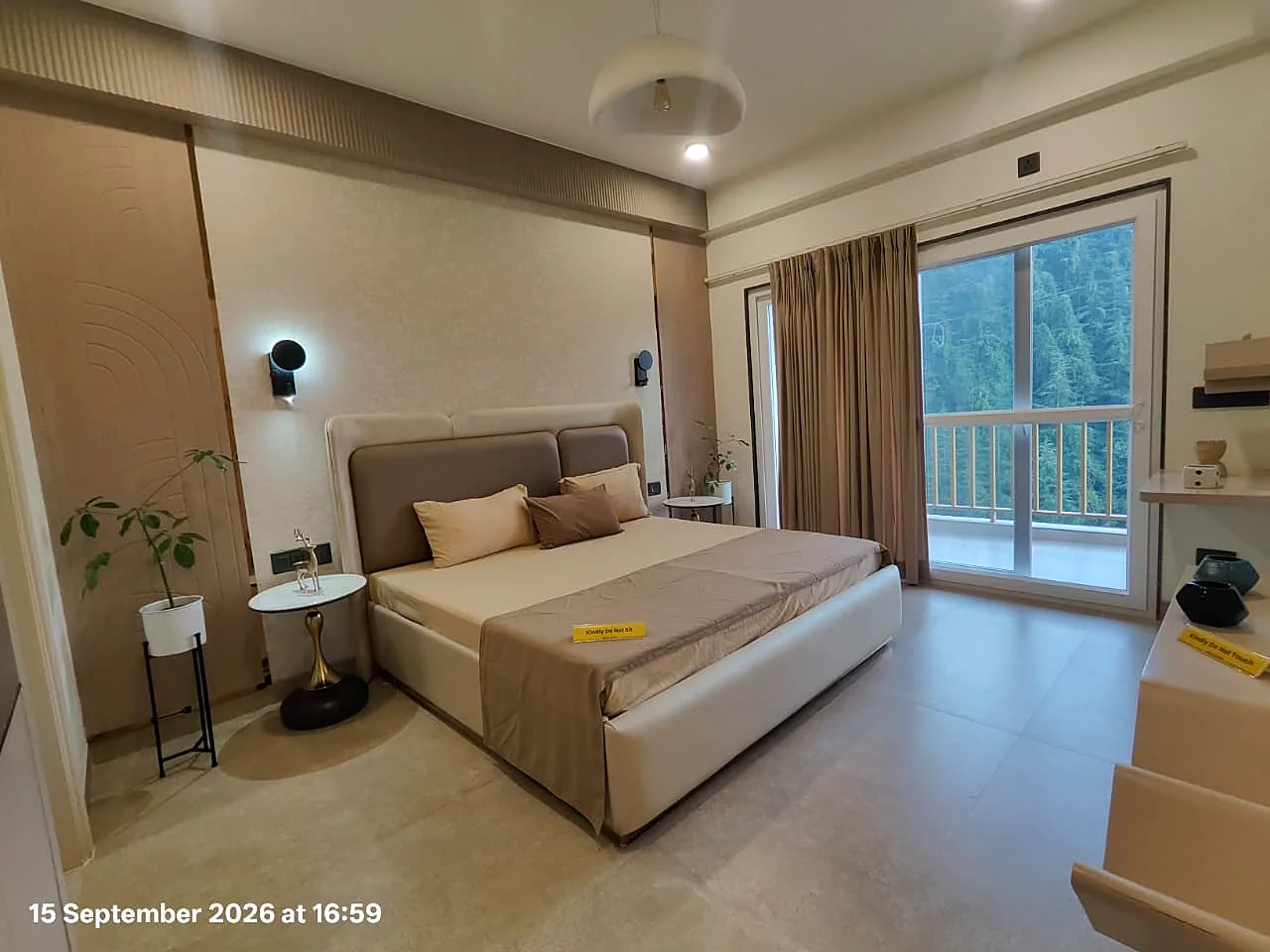 Tara Devi's Enclave Shimla master bedroom interior